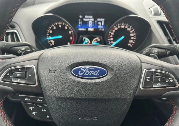 Ford Kuga cena 77500 przebieg: 59450, rok produkcji 2018 z Tuchola małe 781